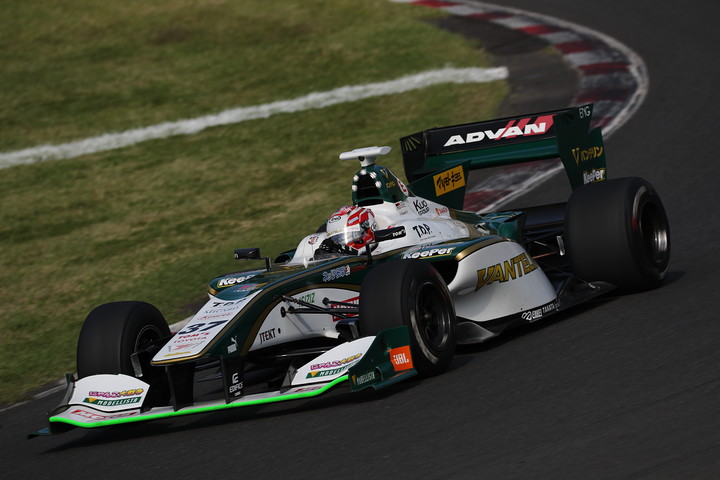 決勝3位は中嶋一貴（VANTELIN KOWA TOM’S SF14）