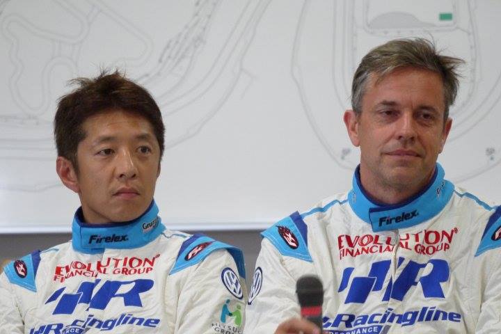 予選記者会見: ST-TCRクラスポールポジションのフィリップ・デベサ／密山祥吾／脇阪寿一組（Racingline PERFORMANCE GOLF TCR）