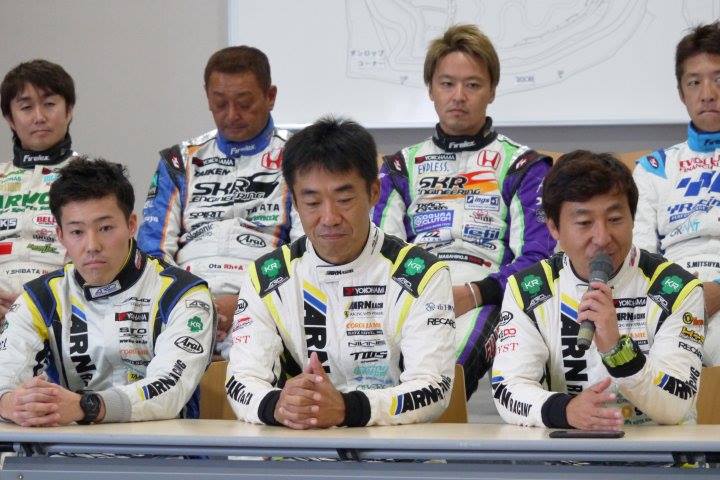 予選記者会見: ST-Xクラスポールポジションの永井宏明／佐々木孝太／銘苅翼組（ARN Ferrari 488 GT3）