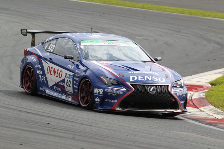 ST-3クラス優勝は嵯峨宏紀／中山雄一／山下健太／平木湧也組（DENSO Le Beausset RC350）