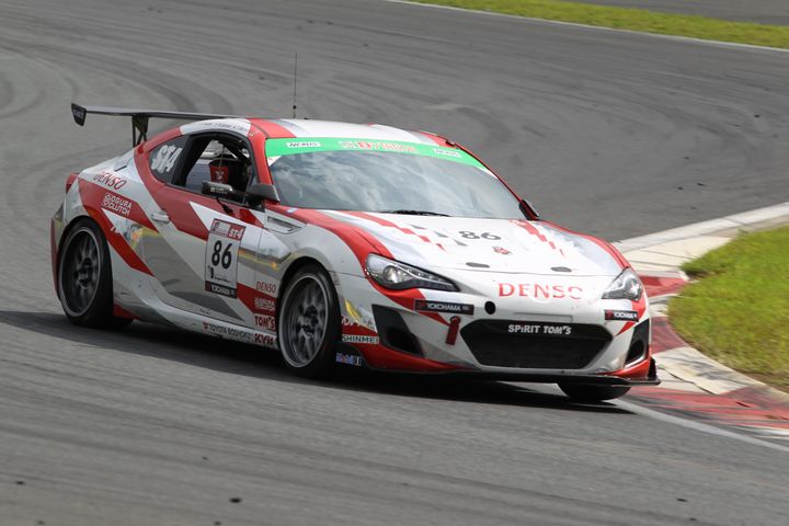 ST-4クラス優勝は松井孝允／蒲生尚弥／坪井翔／井口卓人組（TOM'S SPIRIT 86）