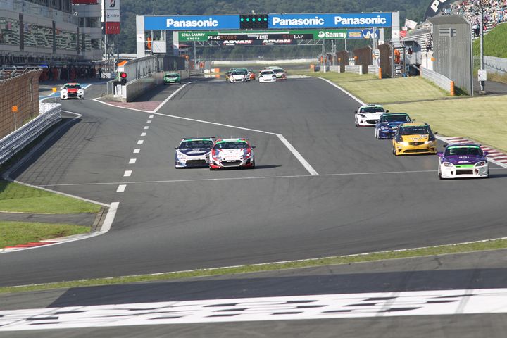 10時間先のゴールを目指してスタートが切られた（グループ2）