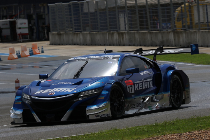 公式練習: 塚越広大／小暮卓史組（KEIHIN NSX-GT）