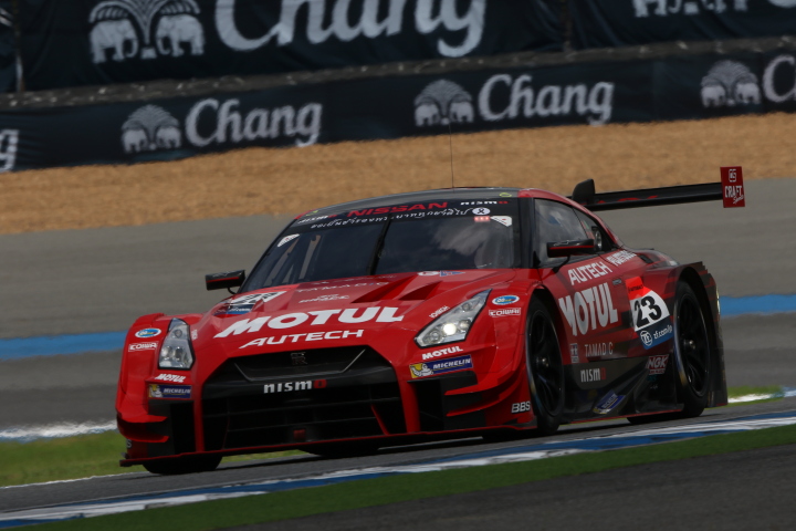 公式練習: 松田次生／ロニー・クインタレッリ組（MOTUL AUTECH GT-R）