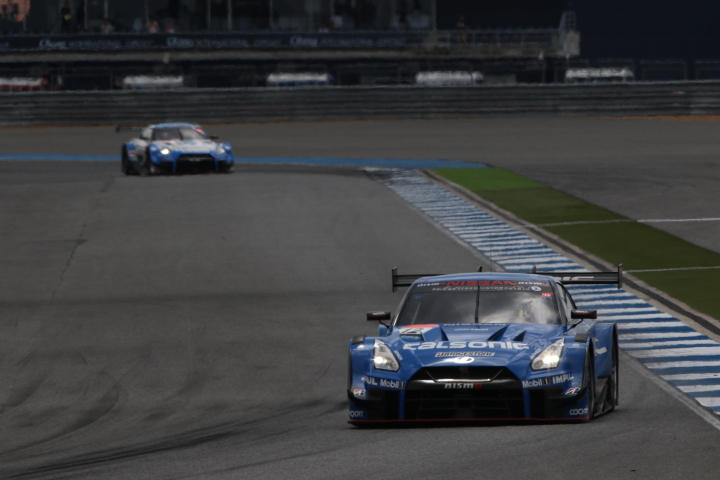 公式練習: 安田裕信／ヤン・マーデンボロー組（カルソニックIMPUL GT-R）