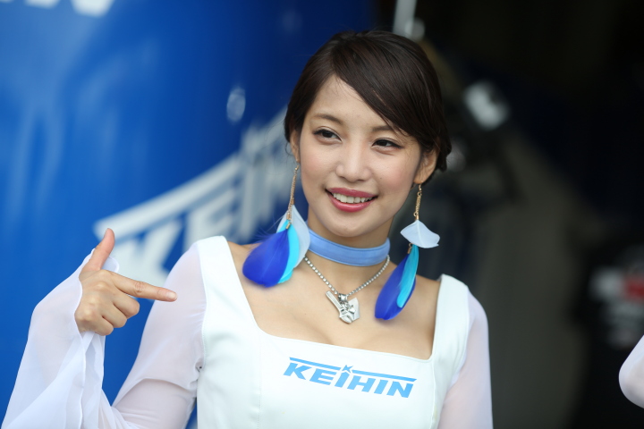 ピットウォーク: レースクイーン