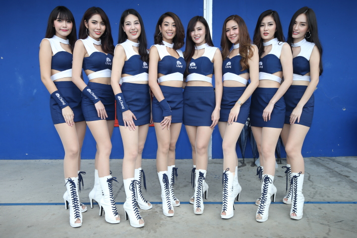 ピットウォーク: レースクイーン