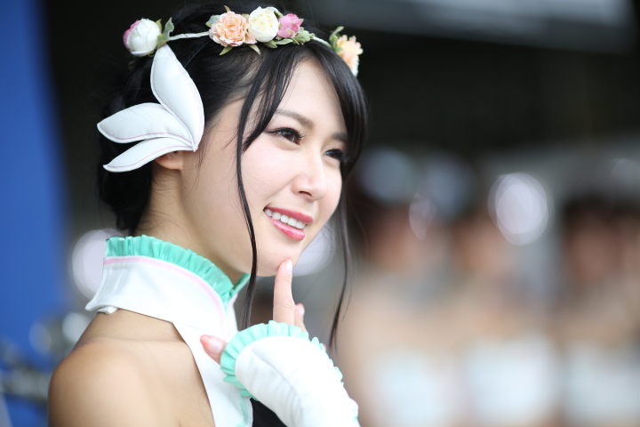 ピットウォーク: レースクイーン