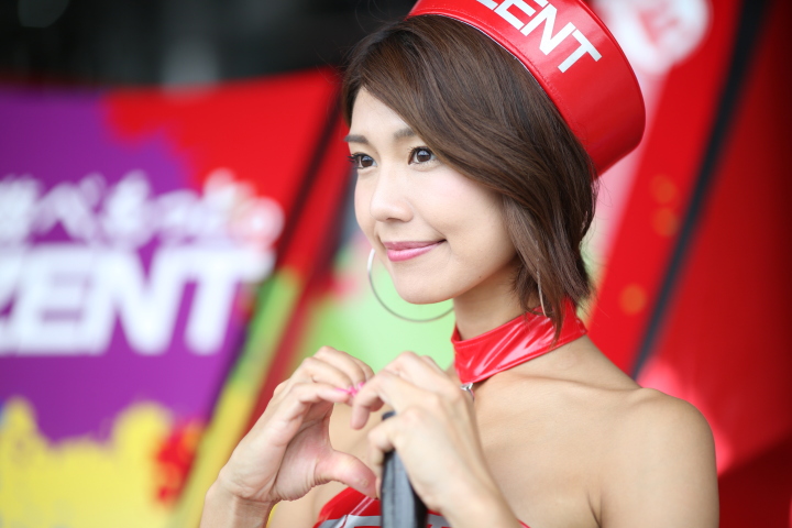 ピットウォーク: レースクイーン