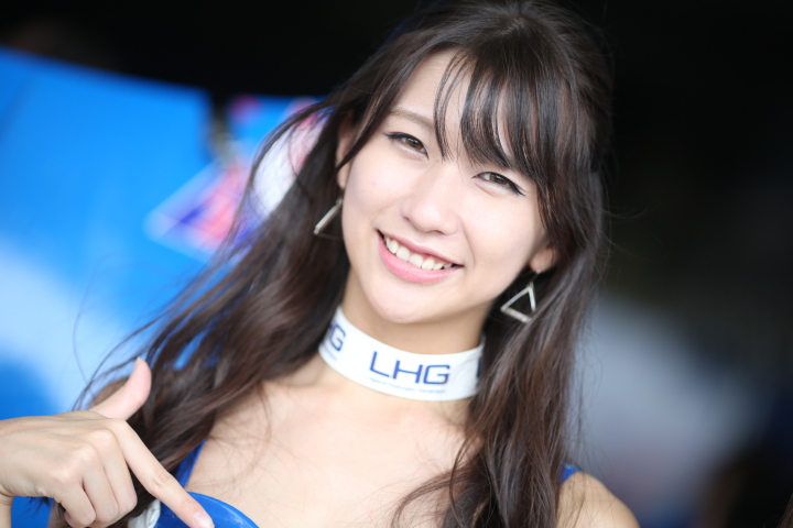 ピットウォーク: レースクイーン