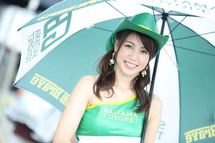 ピットウォーク: レースクイーン