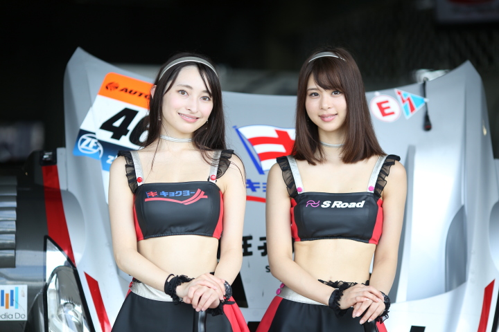 ピットウォーク: レースクイーン