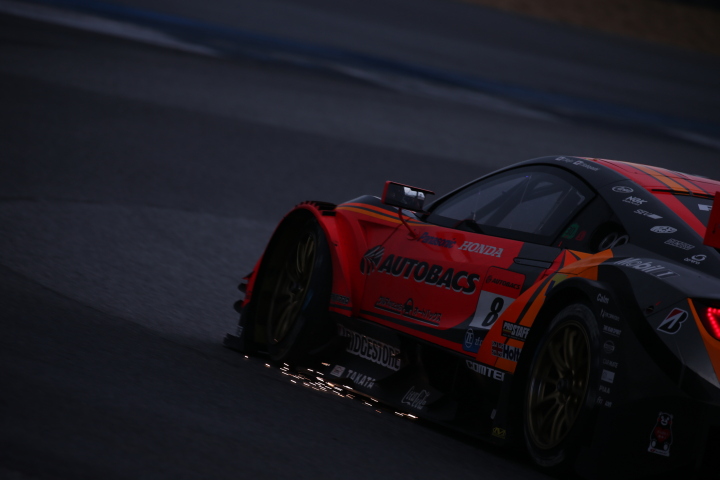 公式予選: 野尻智紀／小林崇志組（ARTA NSX-GT）