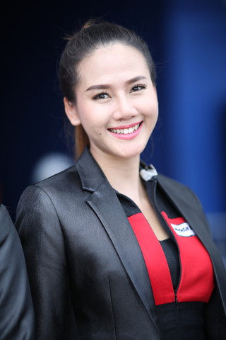 ピットウォーク: レースクイーン