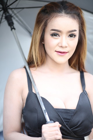 ピットウォーク: レースクイーン