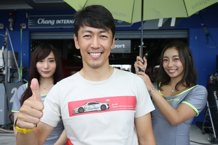 ピットウォーク: 柳田真孝（Audi Team Hitotsuyama）