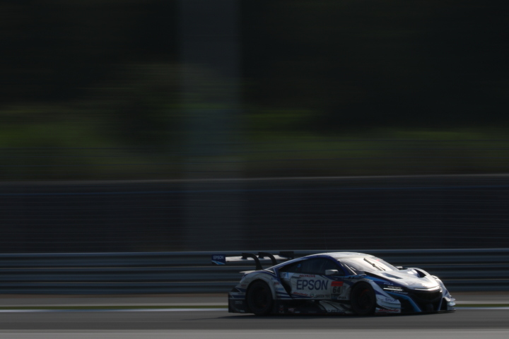 決勝レース: ベルトラン・バゲット／松浦孝亮組（Epson Modulo NSX-GT）