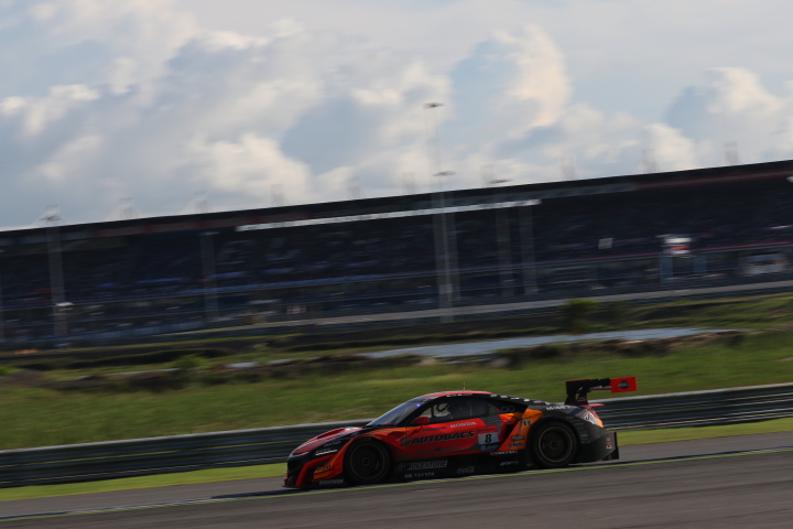 決勝レース: 小林崇志（ARTA NSX-GT）