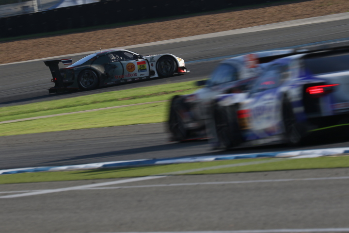 決勝レース: ナタウッド・ジャルーンスルカワッタナ／ナタポン・ホートンカム組（ARTO 86 MC 101）