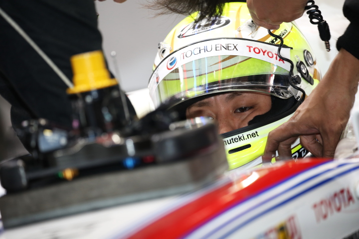 公式予選: 関口雄飛（ITOCHU ENEX TEAM IMPUL）