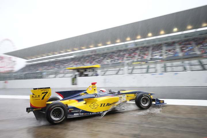 公式予選: フェリックス・ローゼンクヴィスト（SUNOCO TEAM LEMANS SF14）