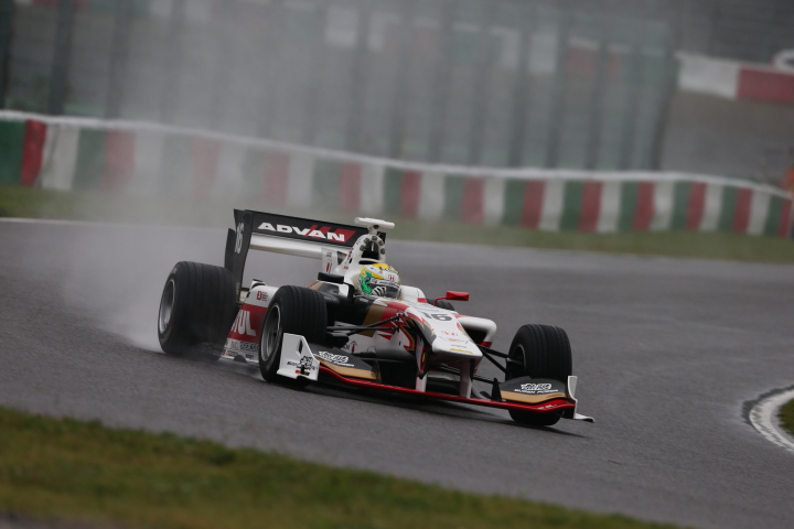 公式予選: 山本尚貴（TEAM MUGEN SF14）