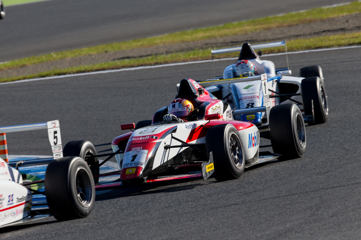 決勝3位は宮田莉朋（FTRSスカラシップF4）