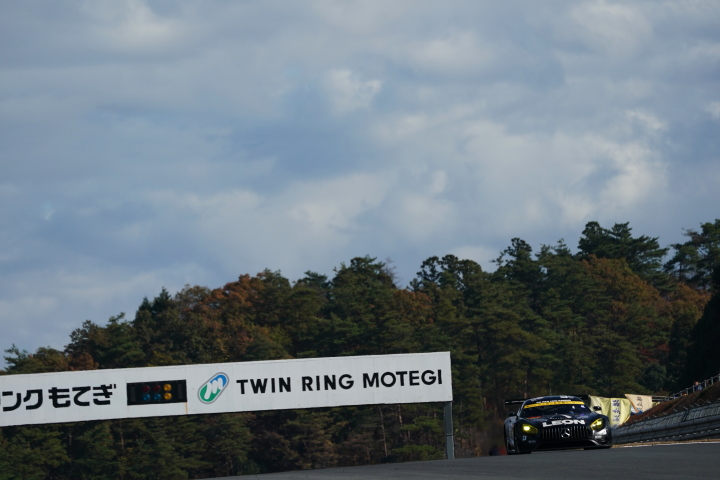 公式練習: 黒澤治樹／蒲生尚弥組（LEON CVSTOS AMG）