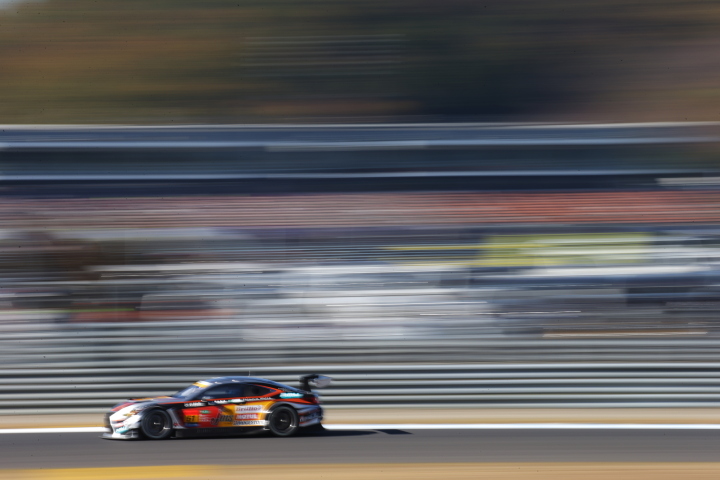 公式練習: 中山雄一／坪井翔組（JMS P.MU LMcorsa RC F GT3）