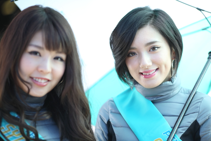 ピットウォーク: レースクイーン