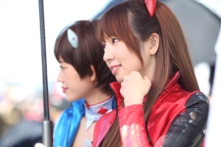 ピットウォーク: レースクイーン