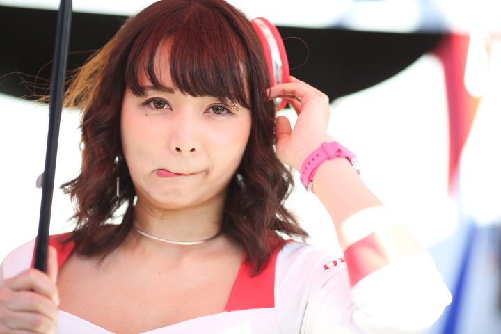 ピットウォーク: レースクイーン