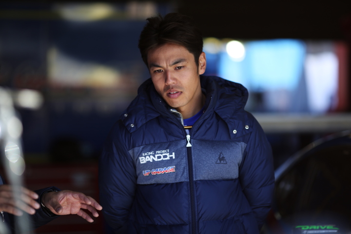 ピットウォーク: 中山友貴（TEAM UPGARAGE with BANDOH）