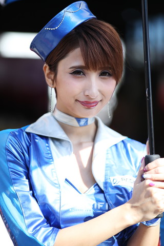 ピットウォーク: レースクイーン