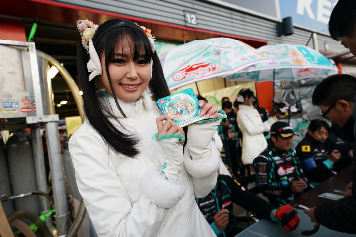 GTキッズウォーク: レースクイーン