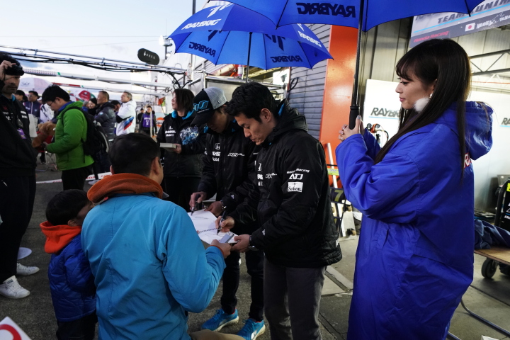 GTキッズウォーク: 山本尚貴（TEAM KUNIMITSU）