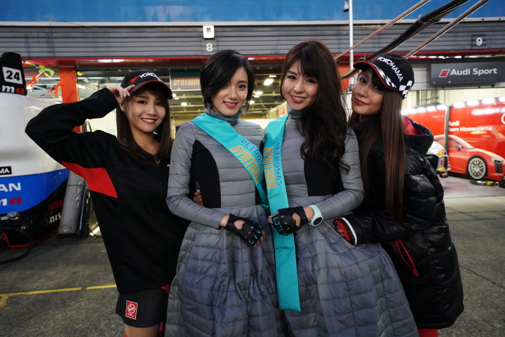 GTキッズウォーク: レースクイーン