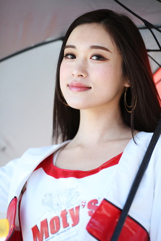 ピットウォーク: レースクイーン