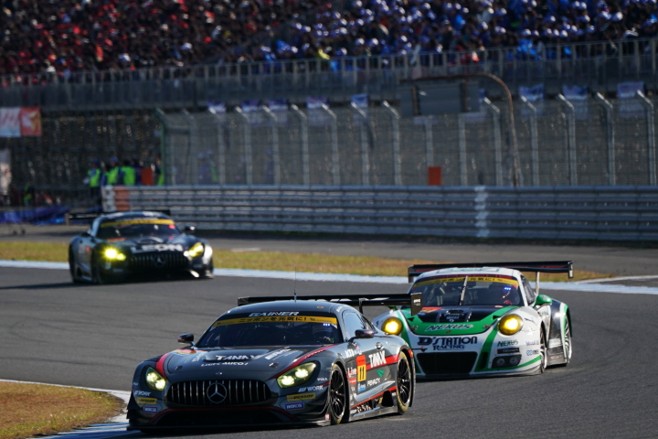 決勝レース: ビヨン・ビルドハイム（GAINER TANAX AMG GT3）