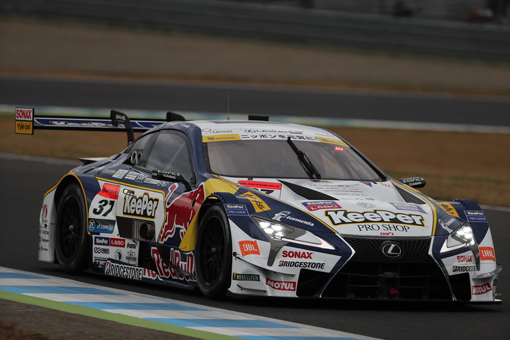  公式練習: GT500クラストップタイムは平川亮／ニック・キャシディ組（KeePer TOM'S LC500）