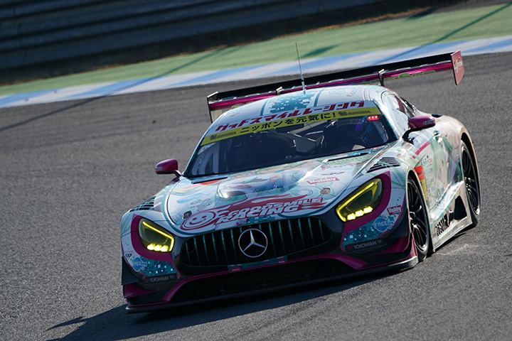 GT300クラス決勝3位は谷口信輝／片岡龍也組（グッドスマイル初音ミクAMG）