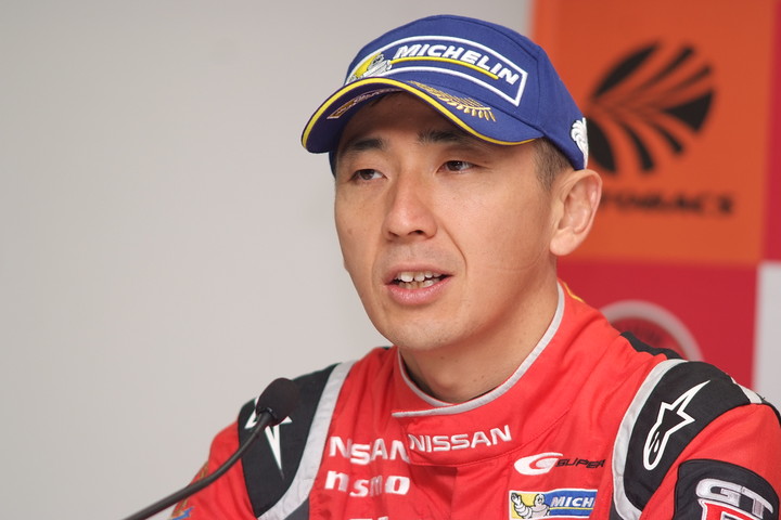 決勝記者会見: GT500クラスで優勝した松田次生（NISMO）