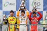 f3-rd14-r-podium
