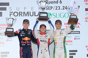 sf-rd6-r-podium