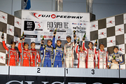 st-rd5-r-podium-st2