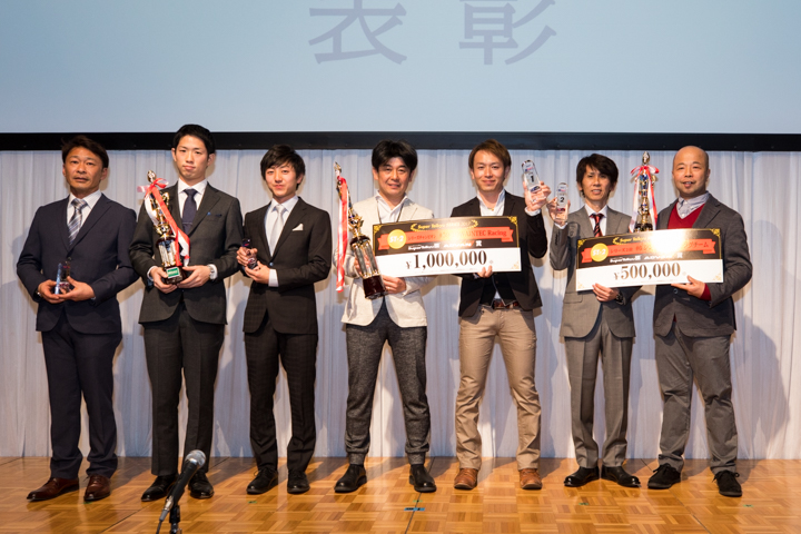 2017年シリーズ表彰: ST-2クラスの表彰式