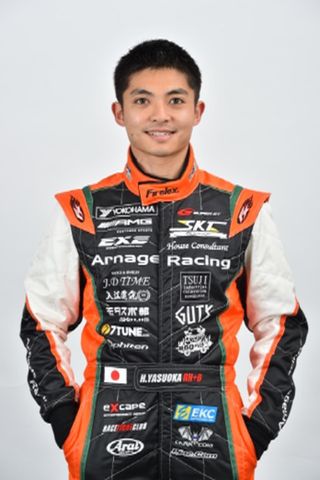 2018年アルナージュレーシングのドライバーに起用された安岡秀徒