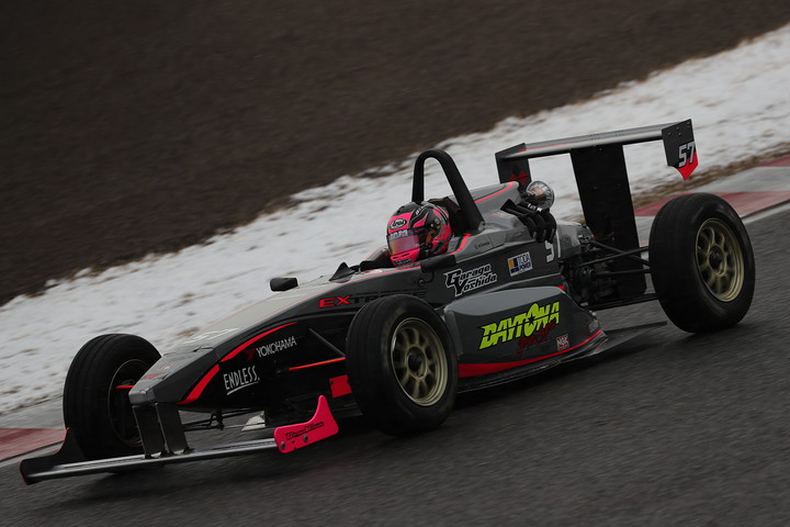 予選3位の吉田宜弘（DAYTONA☆KKS-Ⅱ☆MYST☆ED）