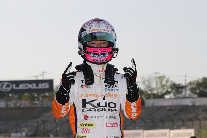 優勝した坪井翔（カローラ中京Kuo TEAM TOM'S）