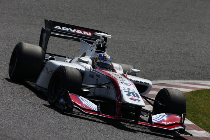 フリー走行1回目: 平川亮（ITOCHU ENEX TEAM IMPUL SF14）